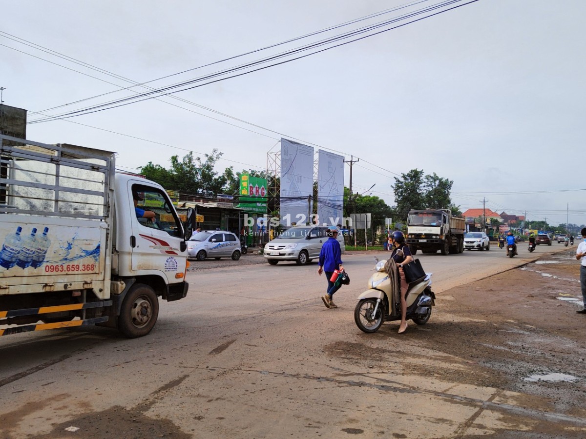 Lô đất mặt tiền kinh doanh cách quốc lộ 14 và chợ Minh Thành chỉ 200m Becamex Chơn Thành Bình Phước.