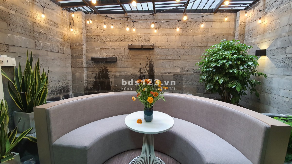 Cho thuê văn phòng DT 450m² ngay trục đường số 2 giao Kha Vạn Cân
