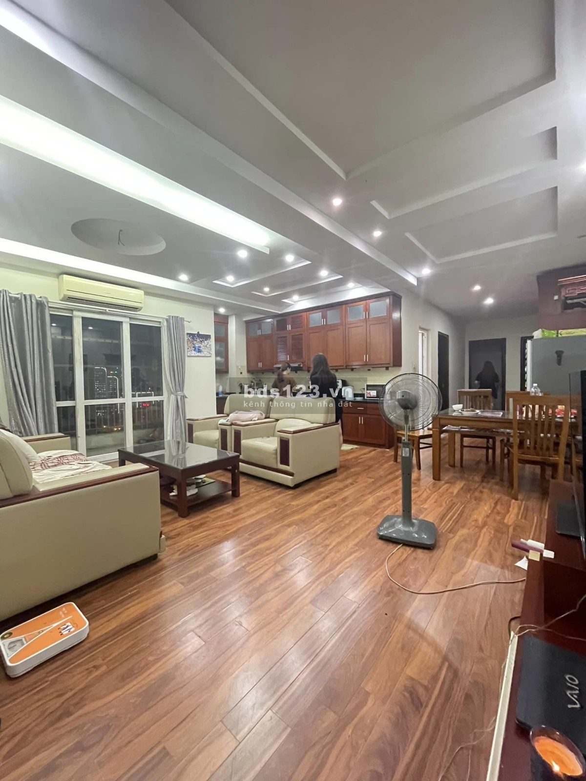 Bán căn hộ 3 ngủ 110m2 Chung cư CS113- 299 Trung Kính giá 3.8 tỷ TL mỏng