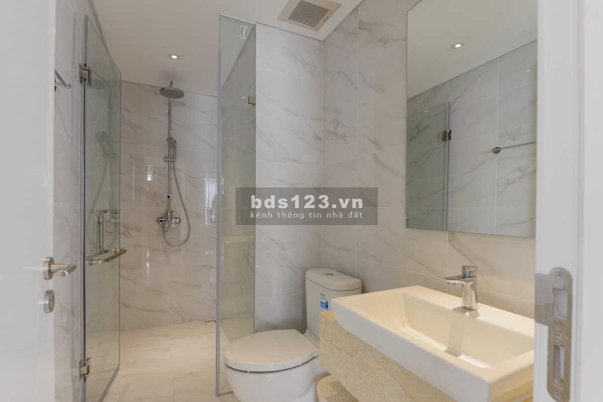 Cho thuê căn hộ cao cấp 3 pn, giá chỉ 35 triệu, full nội thất cao cấp lh 0938418298