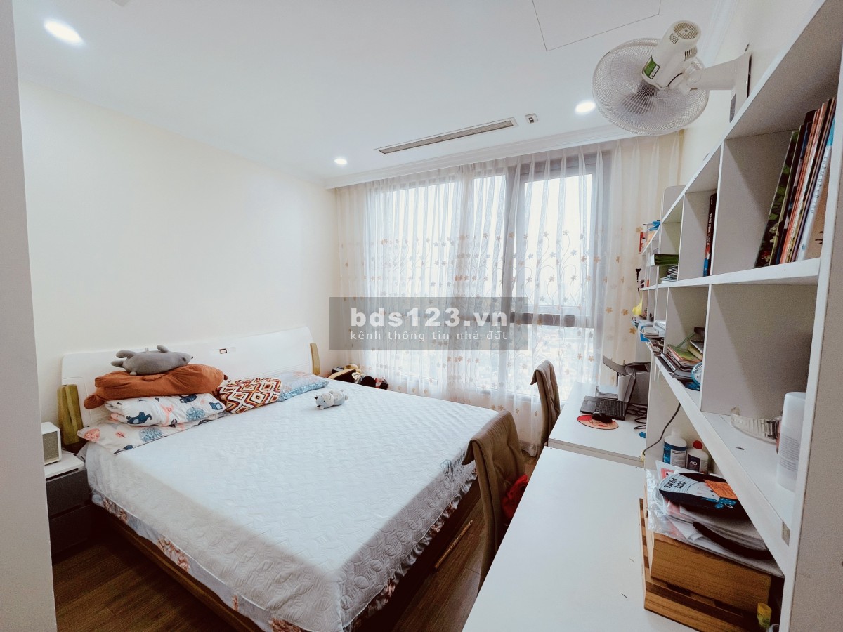 Bán căn hộ 2 phòng ngủ dtsd 73m2, Park Hill Time City có slot ô tô, giá 4.5 tỷ