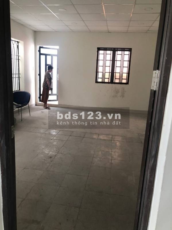 Chính chủ cho thuê nhà mặt tiền gần Trường Đại học Nguyễn Tất Thành