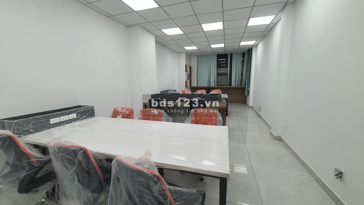 Cho thuê văn phòng DT 450m² ngay trục đường số 2 giao Kha Vạn Cân