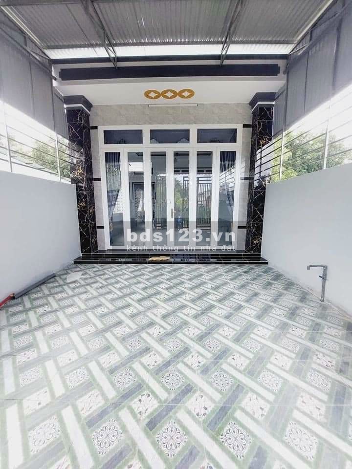 Cần bán gấp căn nhà MT781 đối diện siêu thị điện máy xanh lh 0708407680