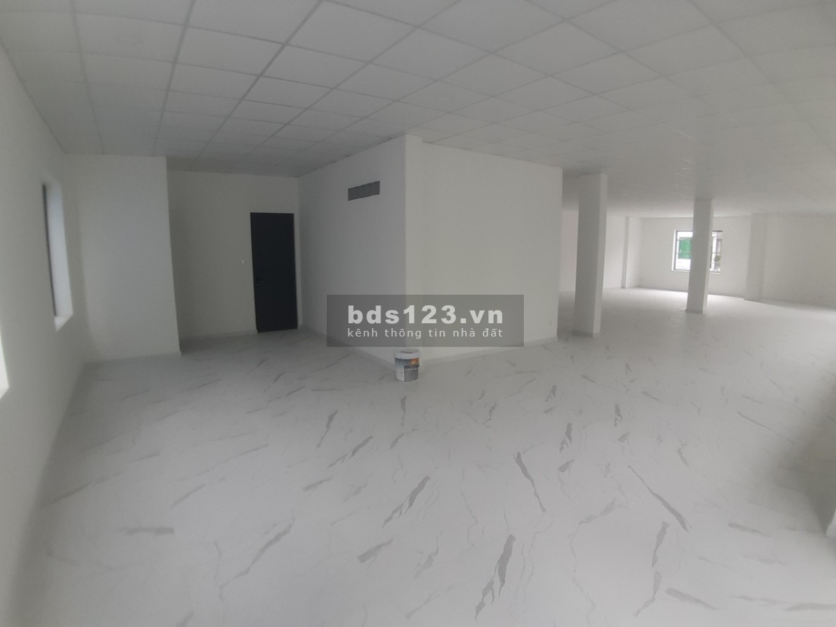 Mặt bằng văn phòng cho thuê góc đường số 5 giá tốt