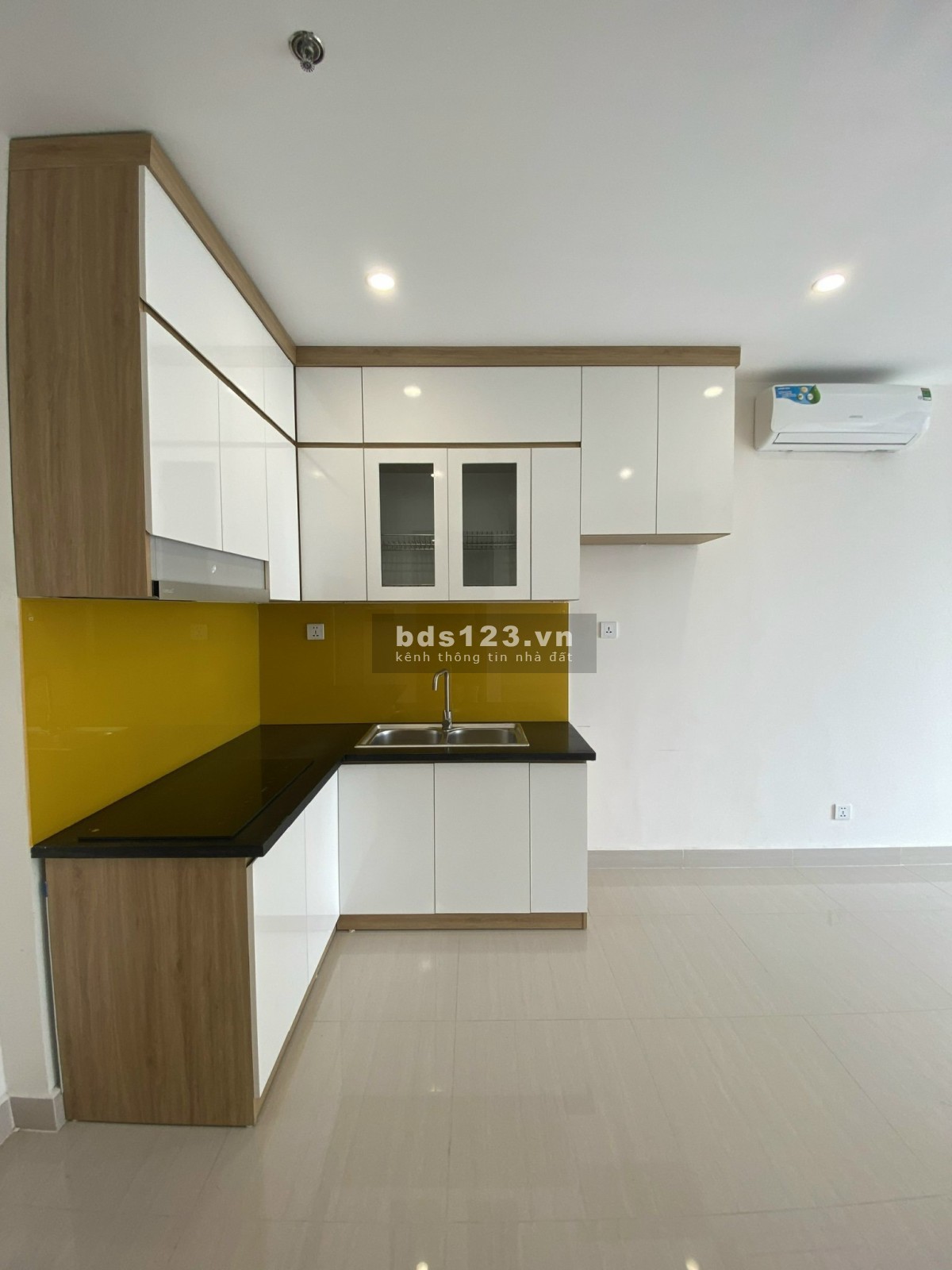 Chuyển nhượng lại căn hộ 1PN+1 giá sang tên1.380 tỷ ( Bao phí) tại Vinhomes Ocean Park Gia Lâm