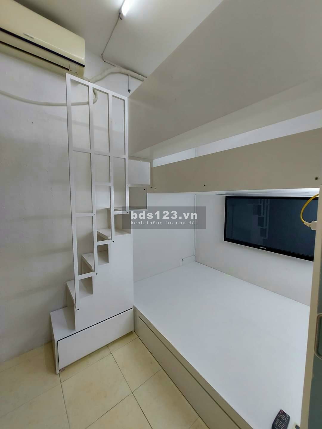 Cho thuê chung cư Mỹ Đức 220 XVNT, P 21, Bình Thạnh ngay Hàng Xanh