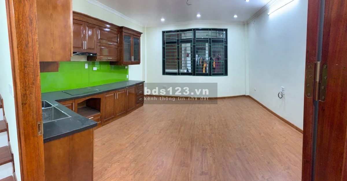 Chủ nhà cần bán gấp nhà gần khu Dương Nội Hà Đông dt 30m2, mt 5m, giá chỉ nhỉnh 3 tỷ