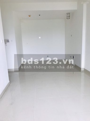 Tin thật 100% bán căn hộ 2PN - 76m²view đẹp, tầng trung giá 4.2 tỷ bao thuế phí, LH: 0903 681 920