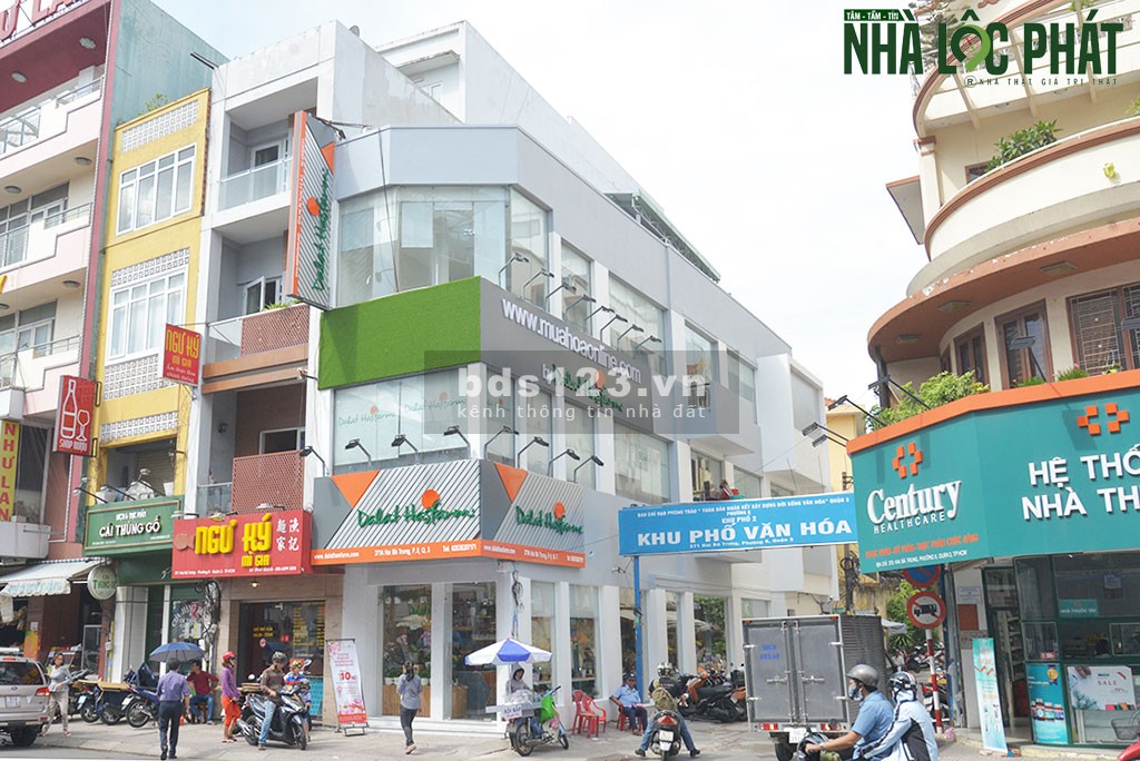 Bán Gấp MT Hai Bà Trưng, Q.1, 4.2 x 17.5 mét HĐT 80tr/th, 45 tỷ thương lượng.