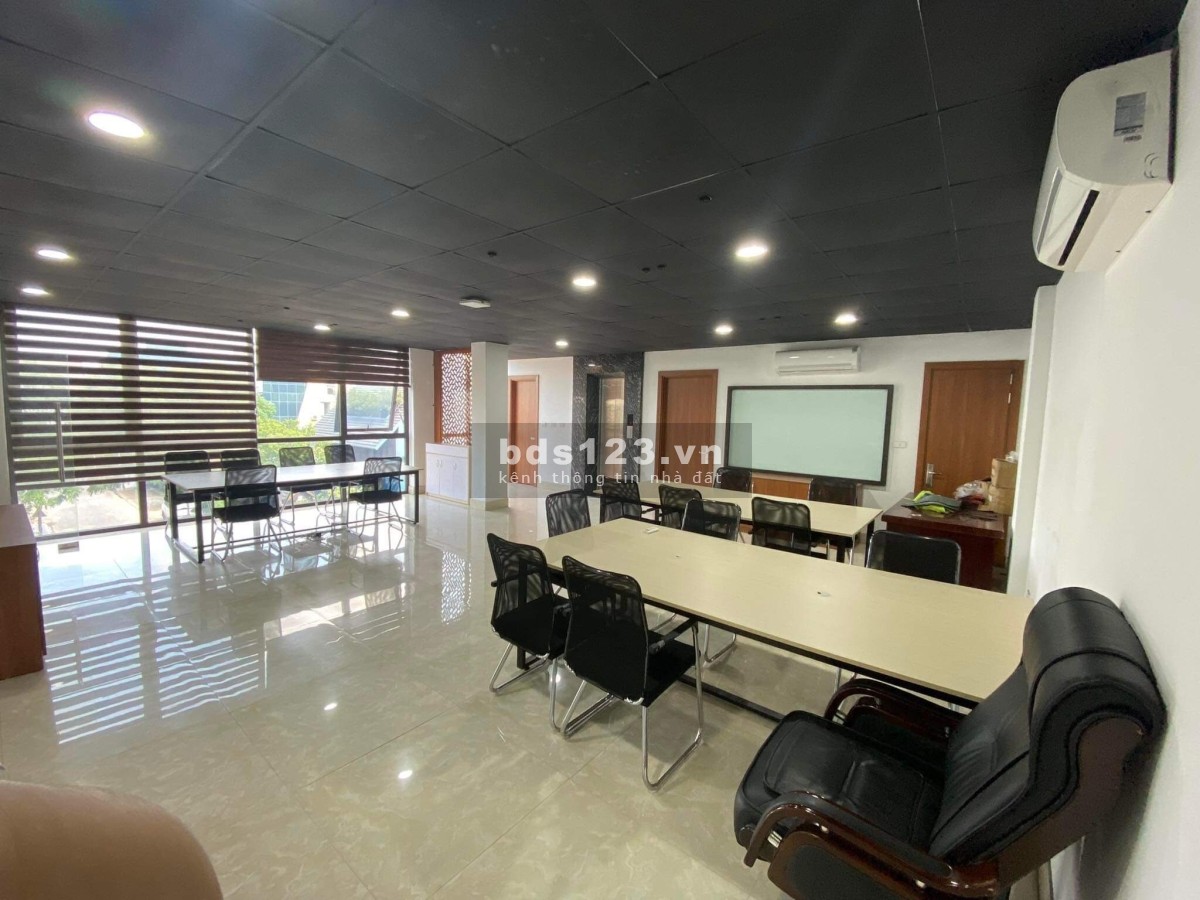 Chính chủ cho thuê Văn Phòng giá rẻ cực đẹp tại Long Biên