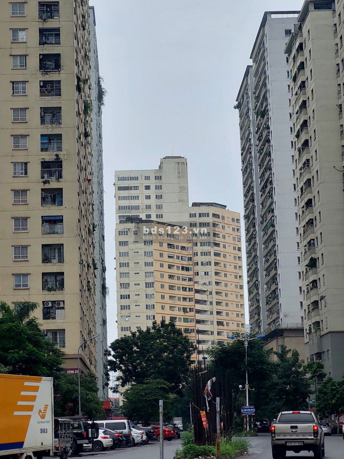 Cần bán căn hộ chung cư khu đô thị Văn Khê Hà Đông, dt 117m2 nhỉnh 2.3tỷ
