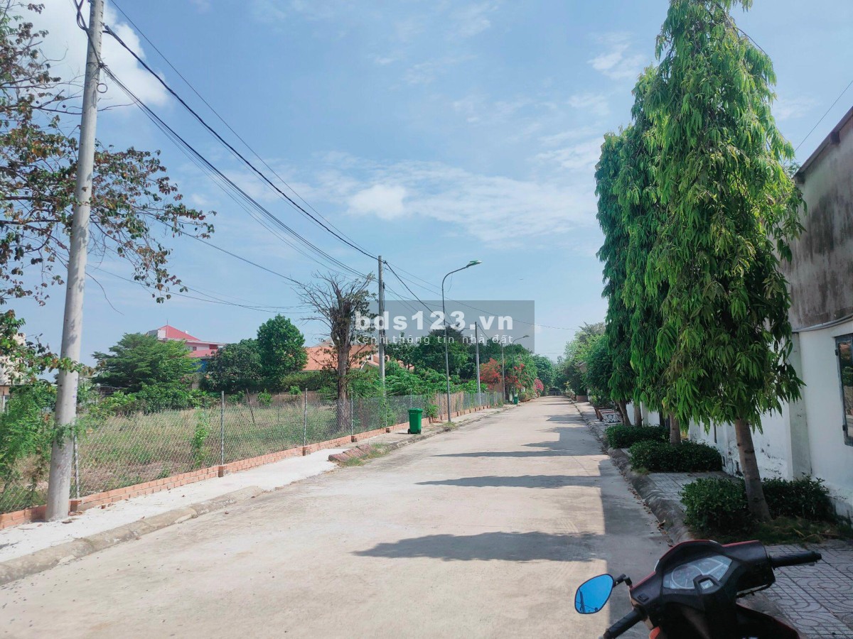 Bán đất diện tích 1061m2 khu đô thị an ninh về xây biệt thự giá 46 tỷ