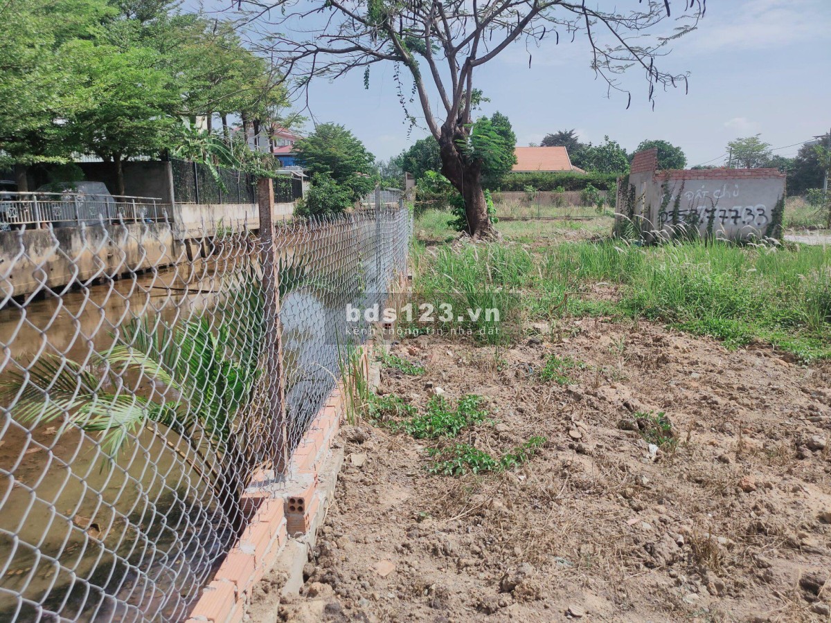 Bán đất diện tích 1061m2 khu đô thị an ninh về xây biệt thự giá 46 tỷ