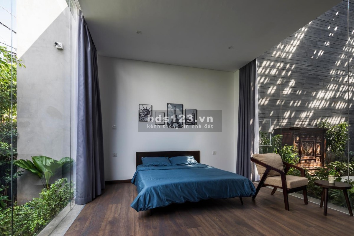 746m2 đất biệt thự mặt tiền sông, Nguyễn Văn Hưởng, Thảo Điền, Q2. Giá 200 tỷ TL. Quân 0911989098