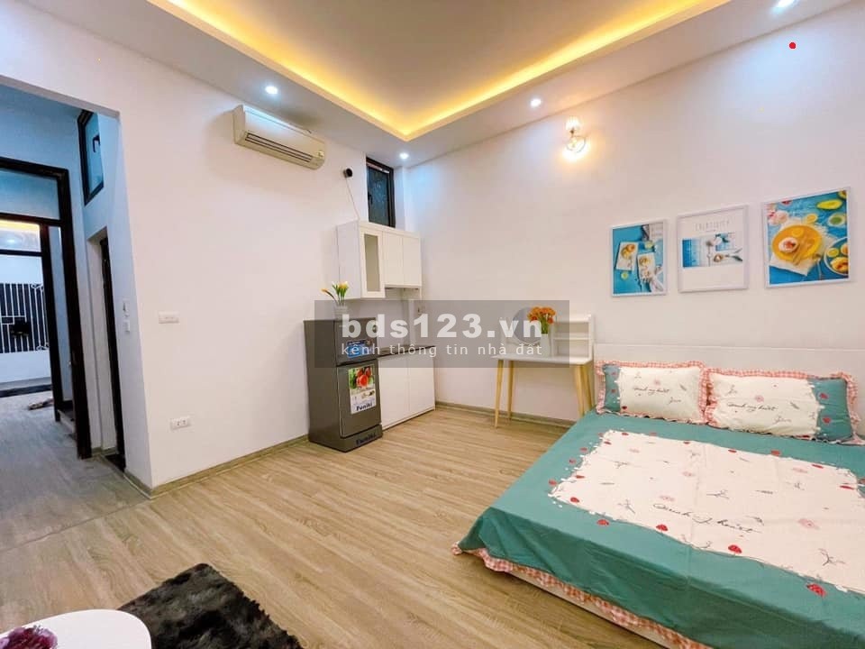 Bán Nhà Thượng Thanh 55m x 4 tầng, Lô Góc, Ô Tô tránh nhau, giá 4.45 tỷ