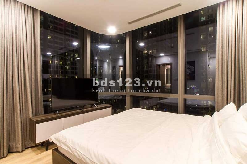Cho thuê căn hộ cao cấp tại Landmark 81 loại 2PN Full NT, tầng cao vew sông xịn xò.