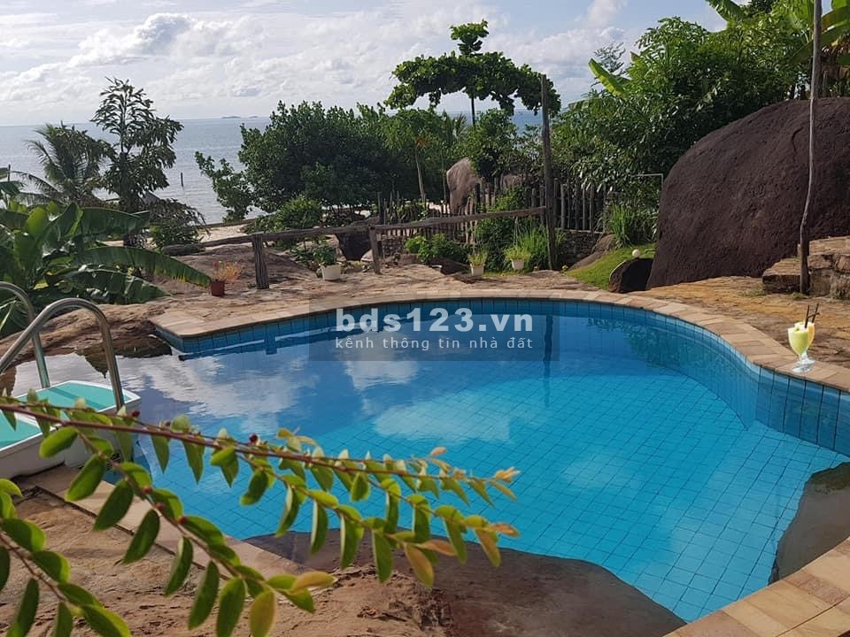 Cần bán gấp căn Biệt Thự mặt biển tại Cây Sao - Hàm Ninh, Phú Quốc giá rẻ đầu tư