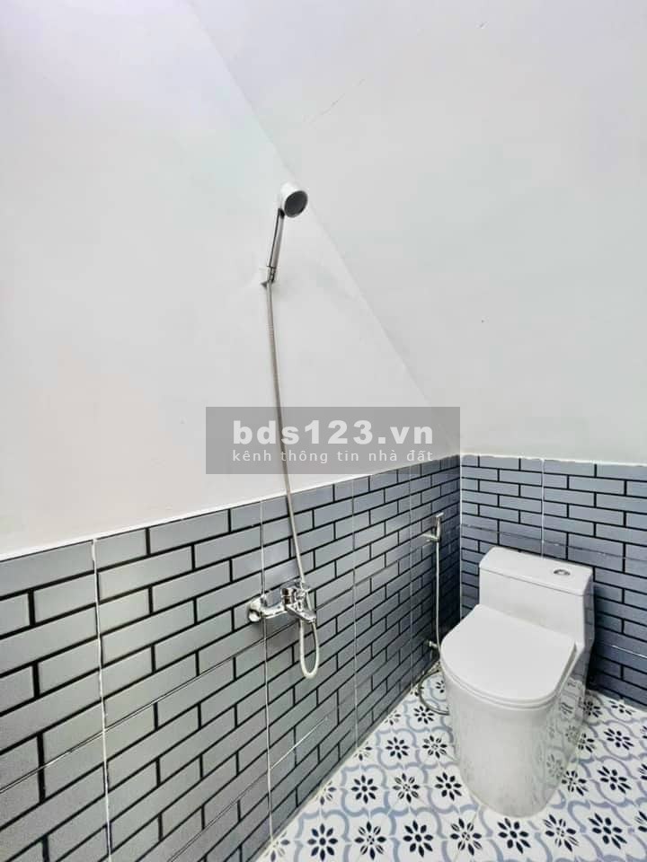 Bán gấp nhà 34m2 đường lạc long quân quận tân bình giá sốc…