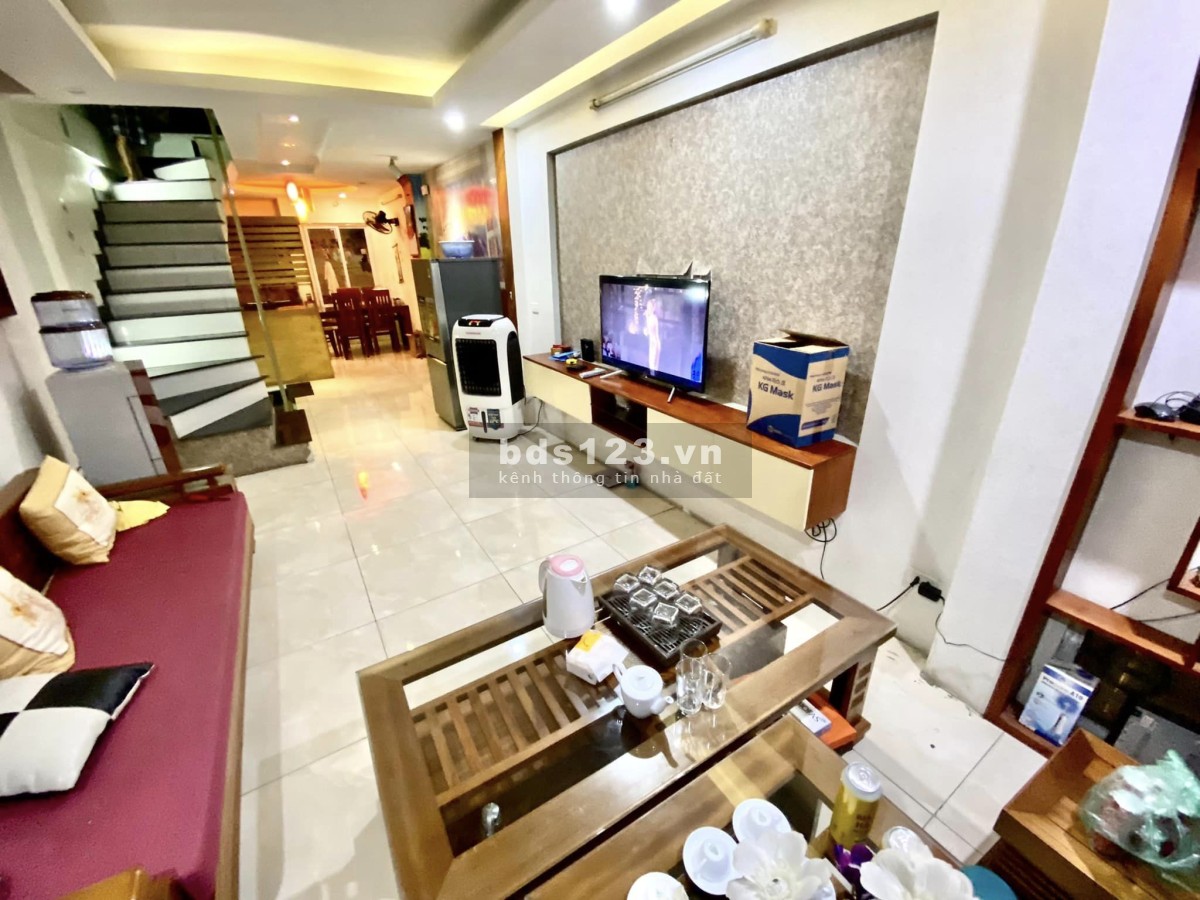 Bán nhà phố Thịnh Liệt 35m2 5tầng- ngõ rộng,kinh doanh nhỏ giá 5.1 tỷ