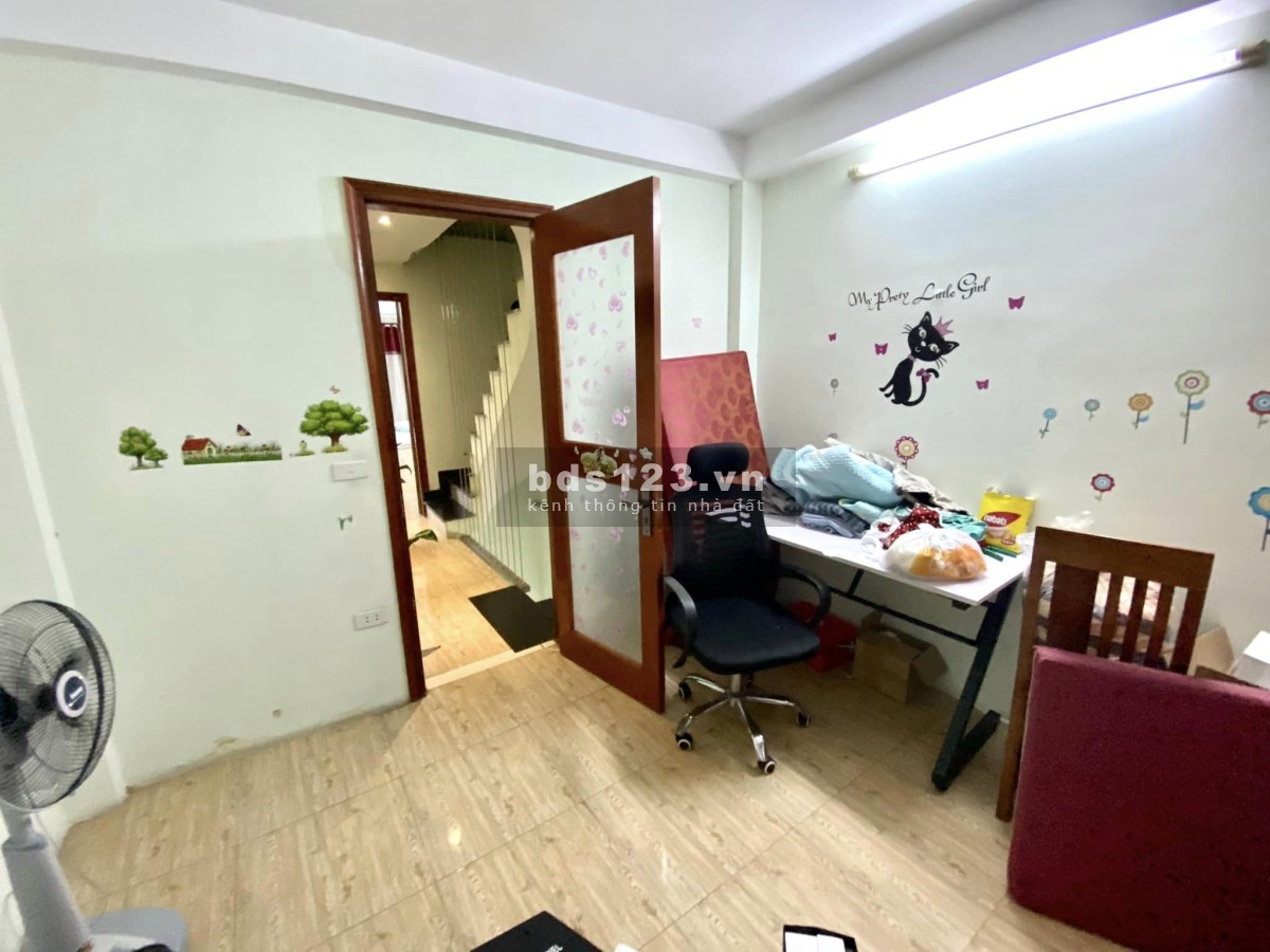 Bán nhà phố Thịnh Liệt 35m2 5tầng- ngõ rộng,kinh doanh nhỏ giá 5.1 tỷ