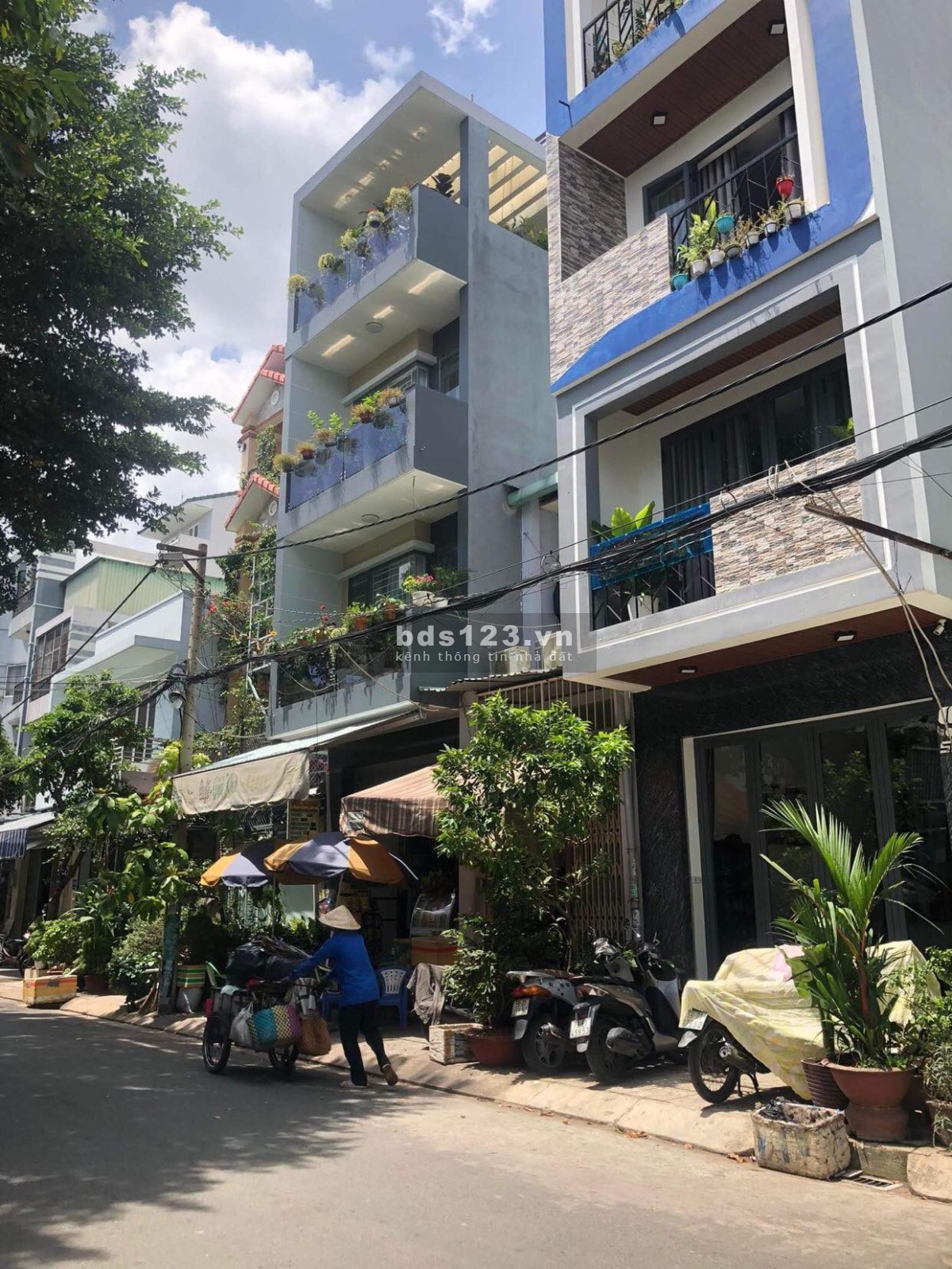 Nhà ngộp BANK giảm ngay 600 triệu tại đường Huỳnh Thiện Lộc, Tân Phú DT 85m² HXT 9m giá chỉ 8,999 tỷ