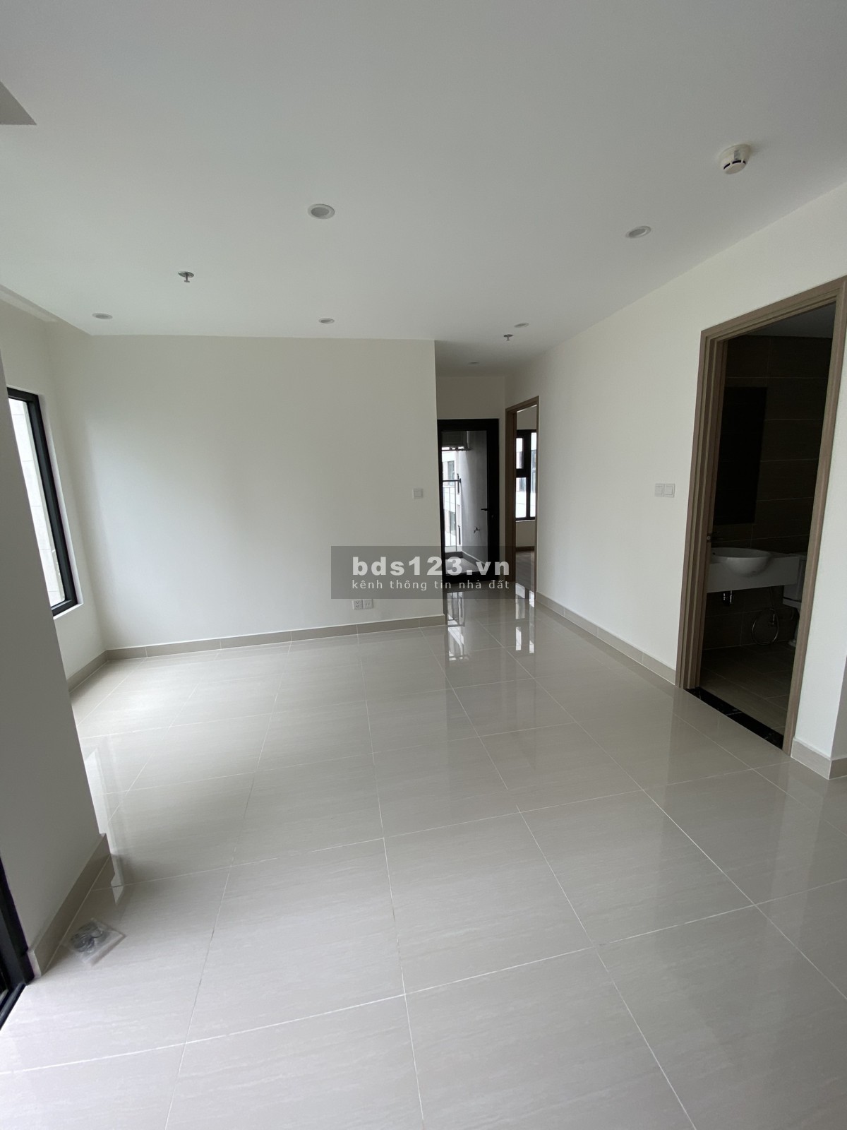 Bán gấp giá tốt căn hộ chính chủ Vinhome - The Origami giá đầu tư