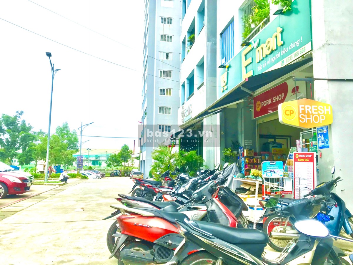 Tôi cần sang nhượng kiot khu thương mại - chỉ 900 triệu là vào ở rồi