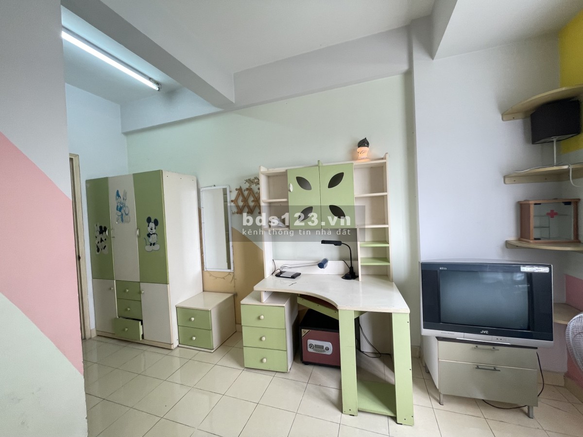 Cần bán căn hộ 2 phòng ngủ, chung cư Gia Phú giá thương lượng
