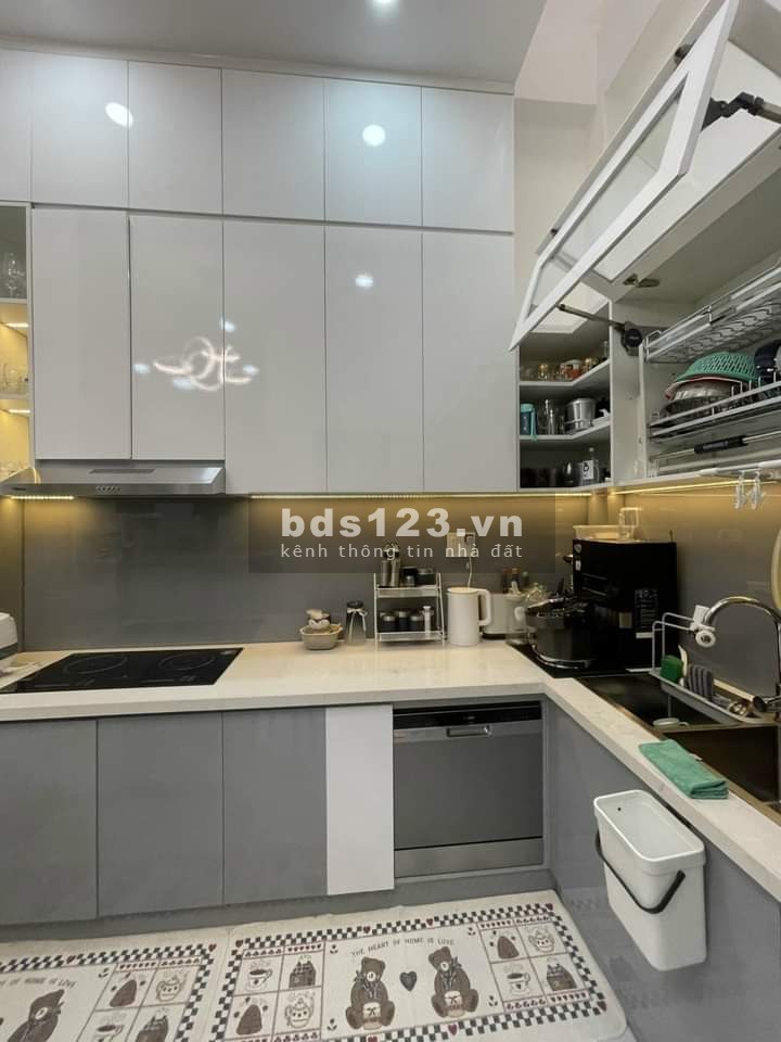 Bán nhà HXH Tân Phú gần Aeon Mall Tân Phú, DT 66m², giá 4,38 tỷ LH 0983234016