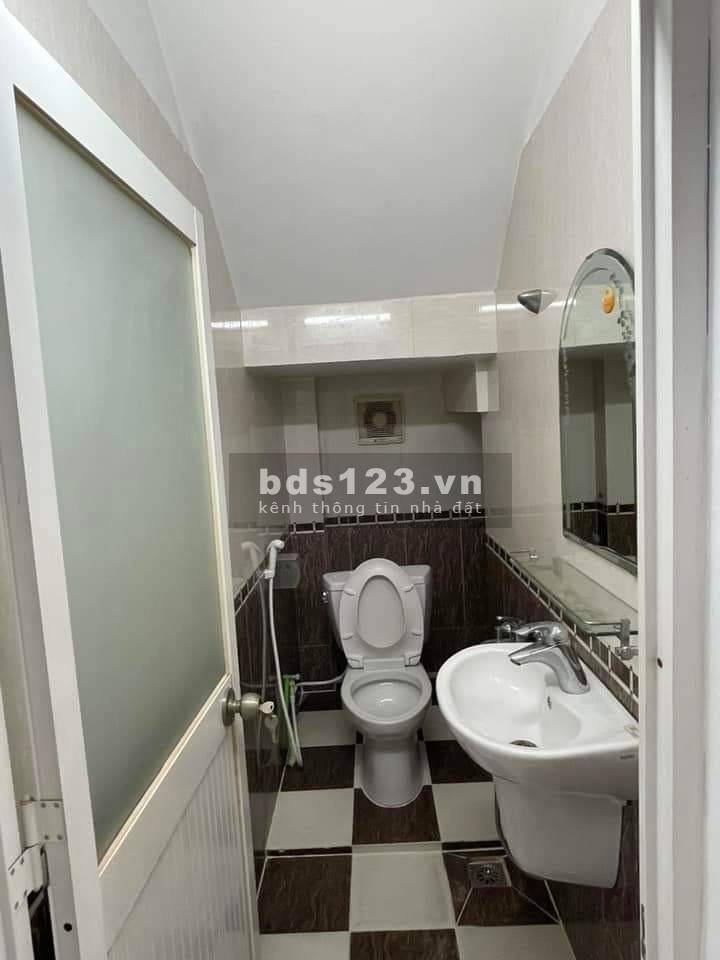 Bán nhà HXH Tân Phú gần Aeon Mall Tân Phú, DT 66m², giá 4,38 tỷ LH 0983234016