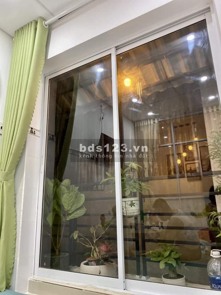 Bán nhà HXH Tân Phú gần Aeon Mall Tân Phú, DT 66m², giá 4,38 tỷ LH 0983234016