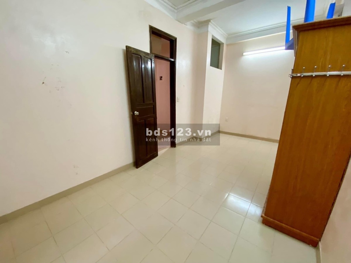 Bán đất tặng nhà chìa khoá cầm tay, chốt ngay còn kịp, sổ sẵn