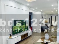 Ra Căn đẹp nhất view Bể Bơi nhìn thẳng thành phố liên hệ 0369046504
