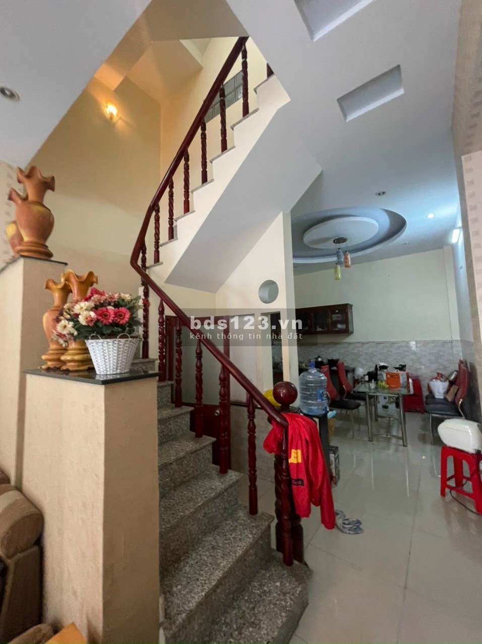 Cần ra gấp căn nhà cạnh công viên Đặng Thuỳ Trâm, giá tốt