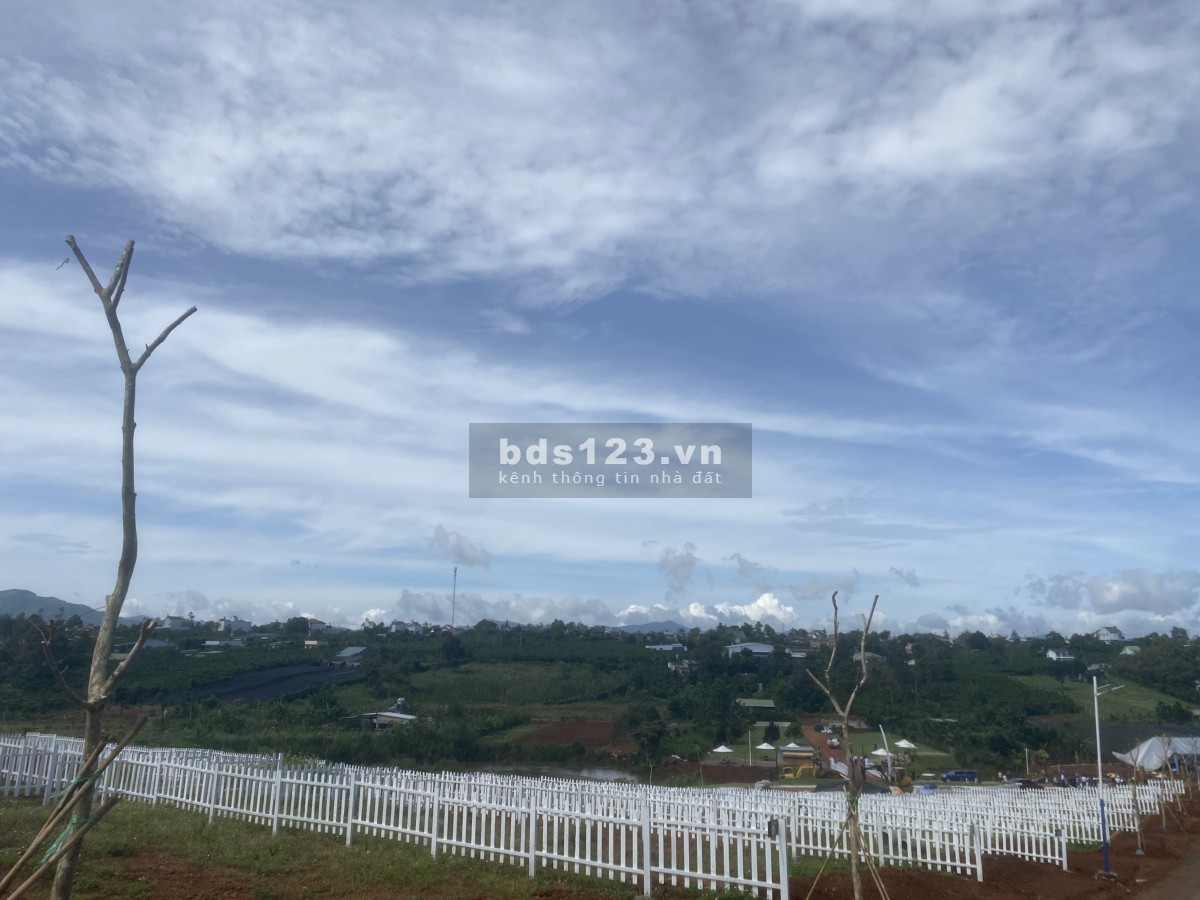 Bán đất tại phường Lộc Phát thành phố Bảo Lộc liên hệ 0853320416