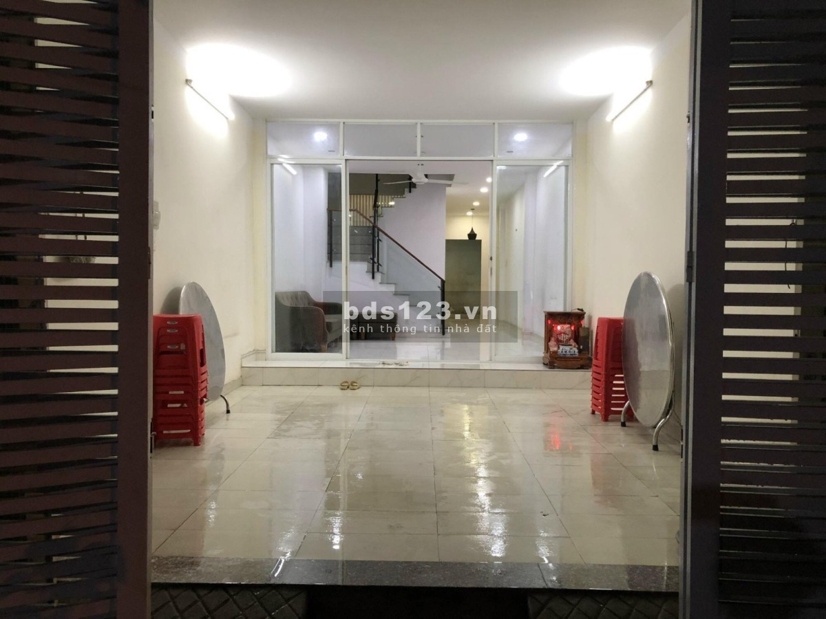 Bán nhà Hẻm Lê Văn Quới hẻm xe tải tránh, DT 72m², nhỉnh giá 6 tỷ