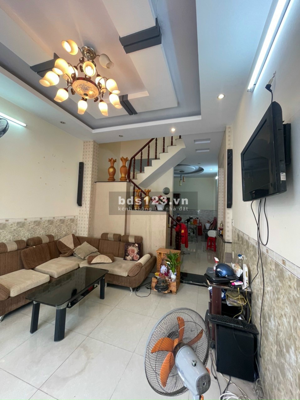 Cần ra gấp căn nhà cạnh công viên Đặng Thuỳ Trâm, giá tốt