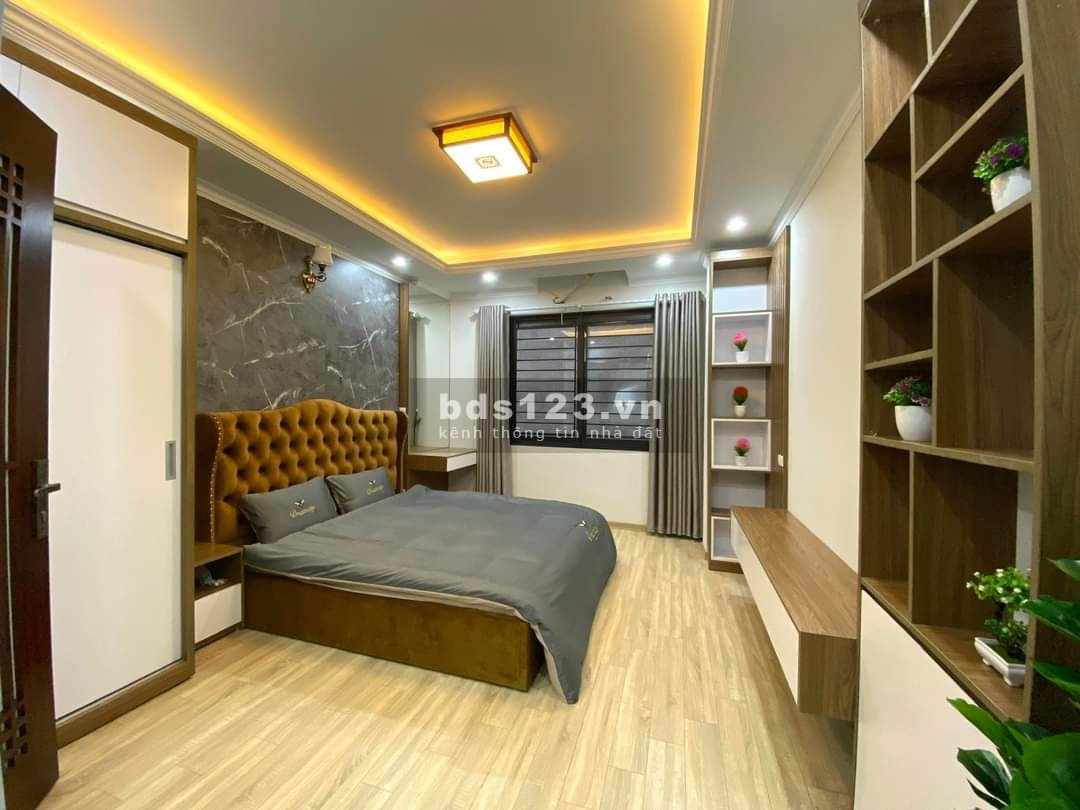 Bán Nhà Phân Lô Ô Tô Đỗ Cửa Phố Hoàng Văn Thái. 7 Tầng Thang Máy. Vừa Ở Vừa Cho Thuê. Nhỉnh 9 tỷ.