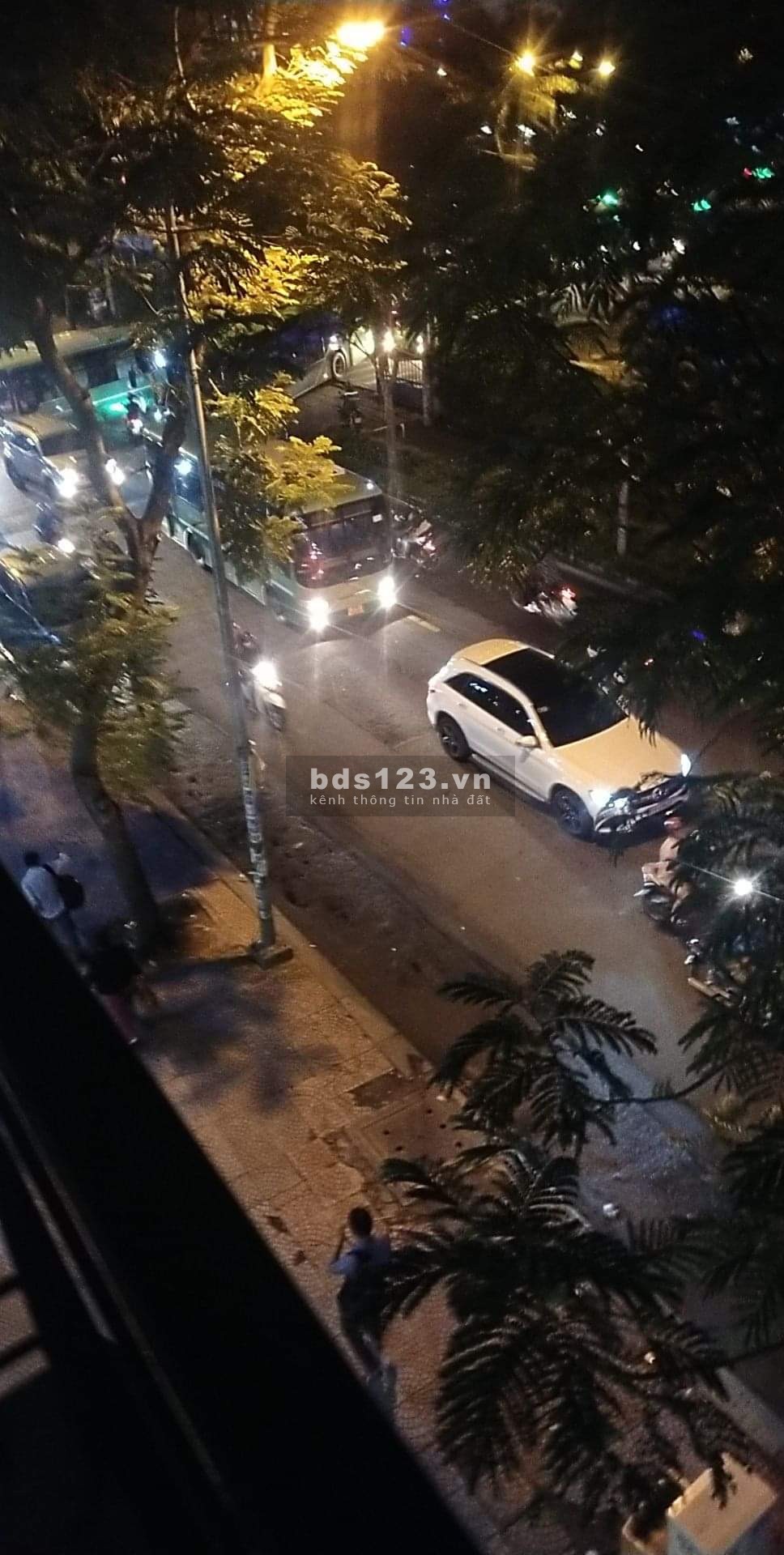 Căn hộ dịch vụ mới xây full nội thất mặt tiền Phạm Ngũ Lão