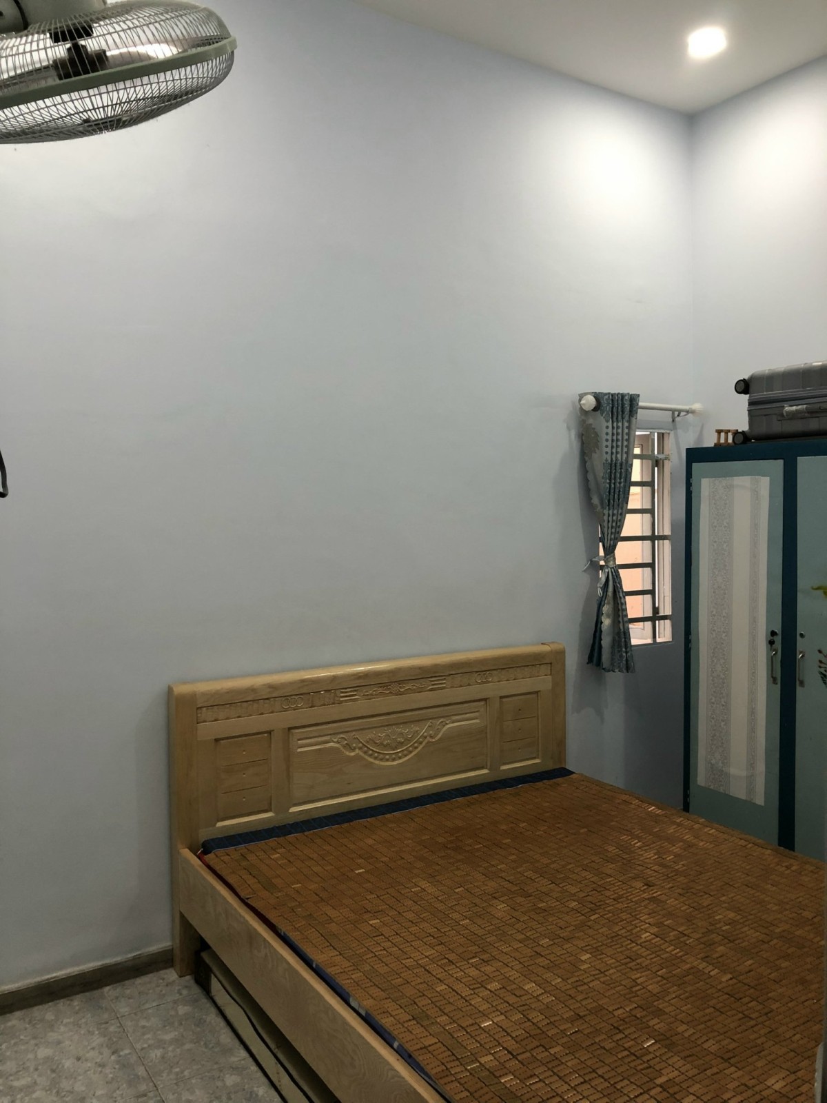 Bán nhà Shr thổ cư 70m2 hẻm ba gác P. Quang Vinh giá chỉ 2ty3 thương lượng.