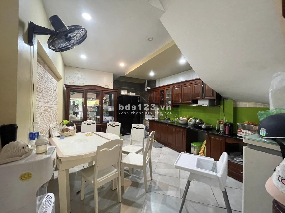 Bán nhà Nguyễn Văn Huyên giá 11.9 tỷ, 6 tầng 56m2, mặt tiền 4m, 2 mặt thoáng, 10m ra phố