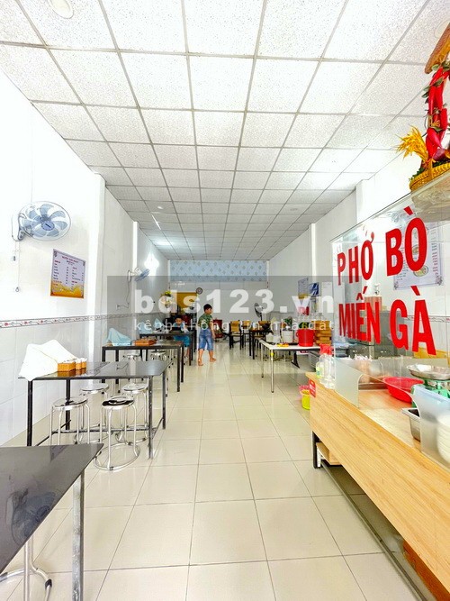 Cần bán mặt tiền kinh doanh buôn bán sầm uất Trần Xuân soạn, Quận 7