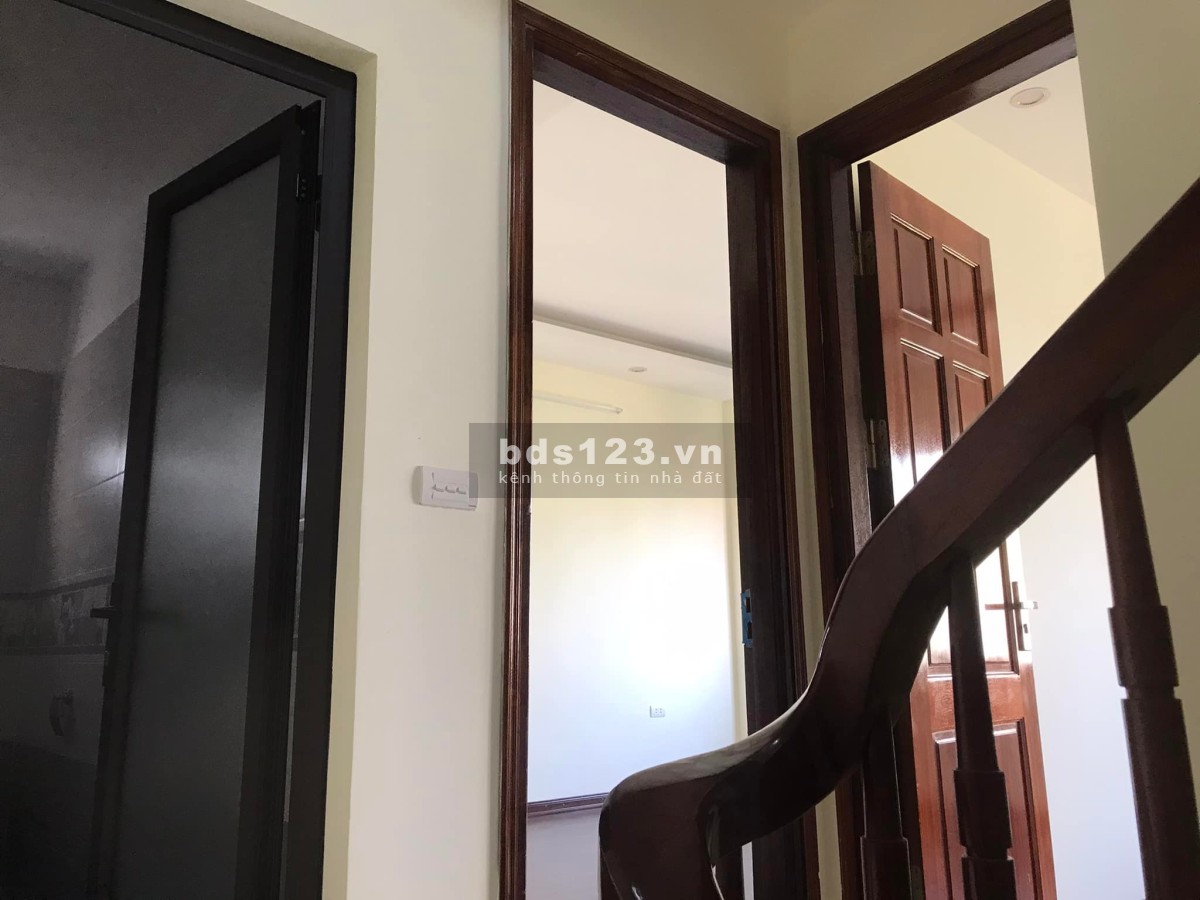 Bán Nhà Vân Canh, Hoài Đức, DT 30m² x 5 tầng MT 3,3, khu KD đỉnh, nhỉnh giá chỉ 2 tỷ đồng