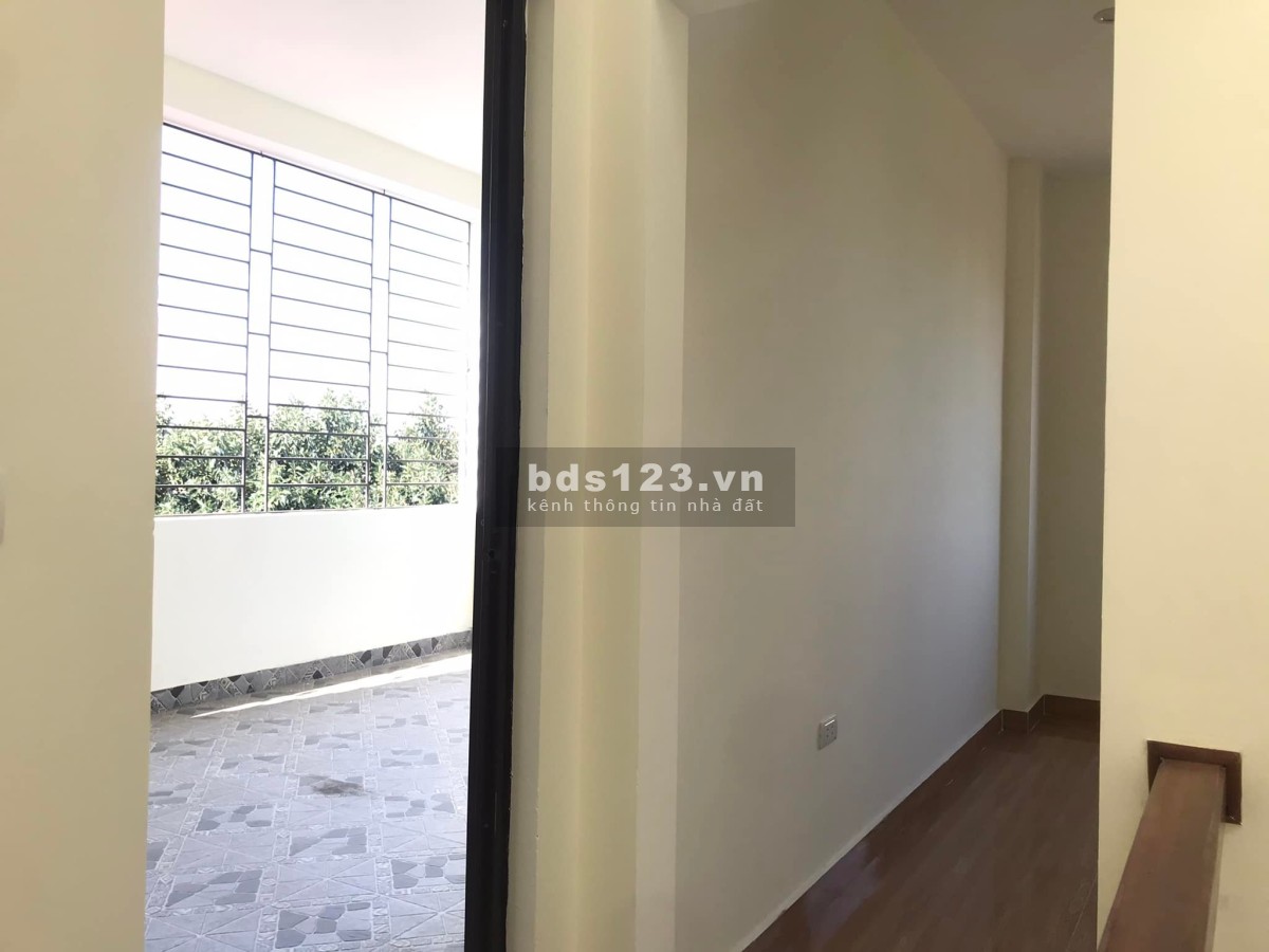 Bán Nhà Vân Canh, Hoài Đức, DT 30m² x 5 tầng MT 3,3, khu KD đỉnh, nhỉnh giá chỉ 2 tỷ đồng