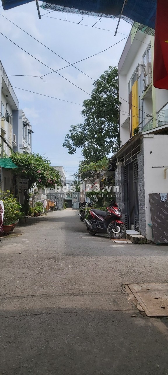 Cho thuê Nhà 2 lầu (90 m2), Lê Văn Lương, GẦN CHỢ NHƠN ĐỨC: 4.5 triệu/tháng