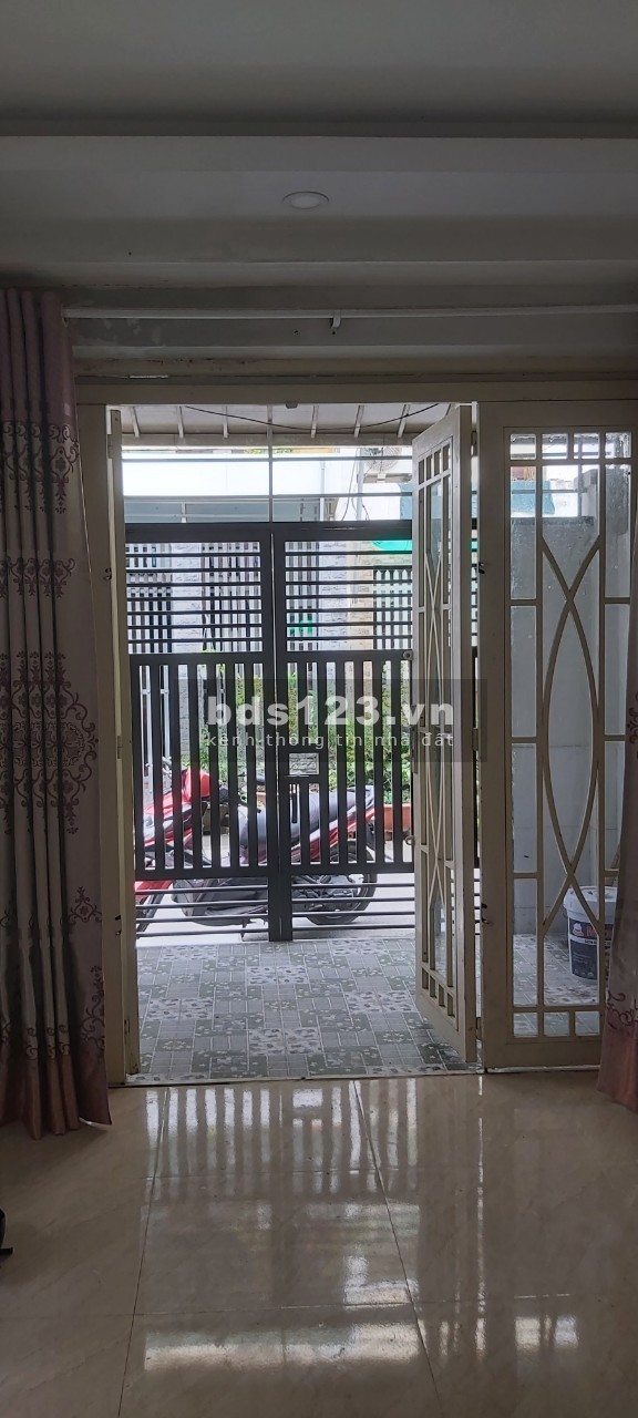 Cho thuê Nhà 2 lầu (90 m2), Lê Văn Lương, GẦN CHỢ NHƠN ĐỨC: 4.5 triệu/tháng
