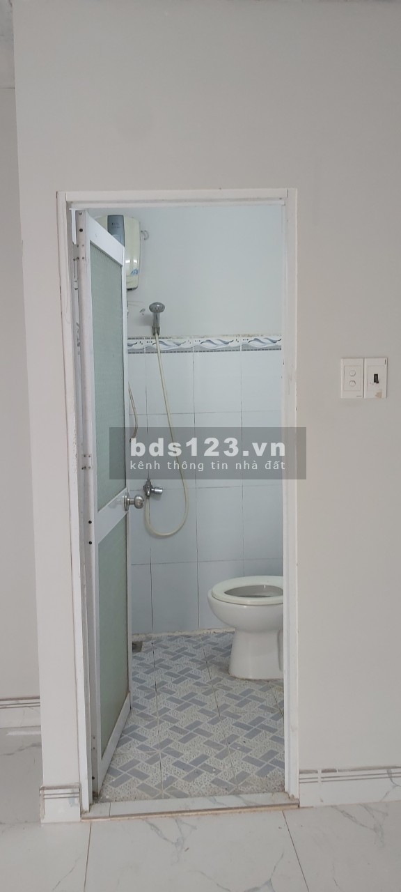 Cho thuê Nhà 2 lầu (90 m2), Lê Văn Lương, GẦN CHỢ NHƠN ĐỨC: 4.5 triệu/tháng