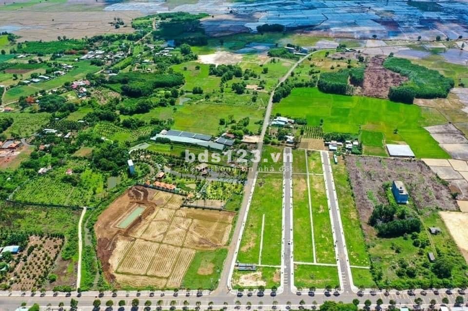 Chính chủ cần bán đất 109m2, trung tâm hành chính huyện Đất Đỏ, 1ty300