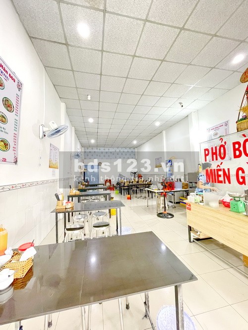Cần bán mặt tiền kinh doanh buôn bán sầm uất Trần Xuân soạn, Quận 7